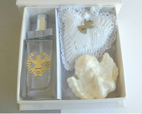 lembrancinhas_de_batismo_especiais_kit_aroma_home_spray_sache_renda