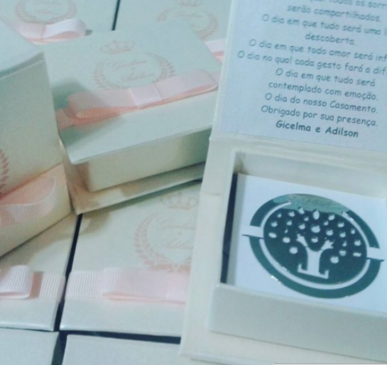 Lembrancinhas de Casamento diferentes de marcador de paginas