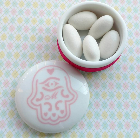 lembrancinhas de nascimento porta joias de porcelana mao de fatima