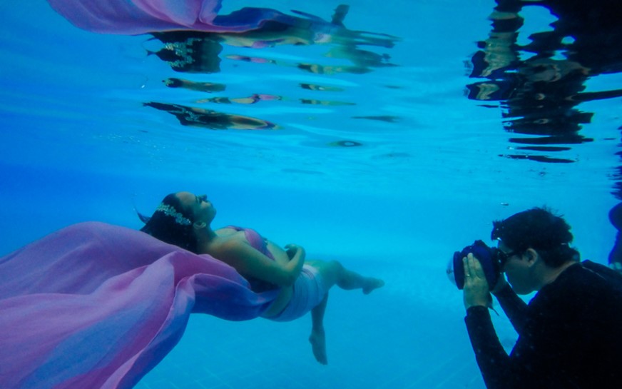 ensaio gestante na água