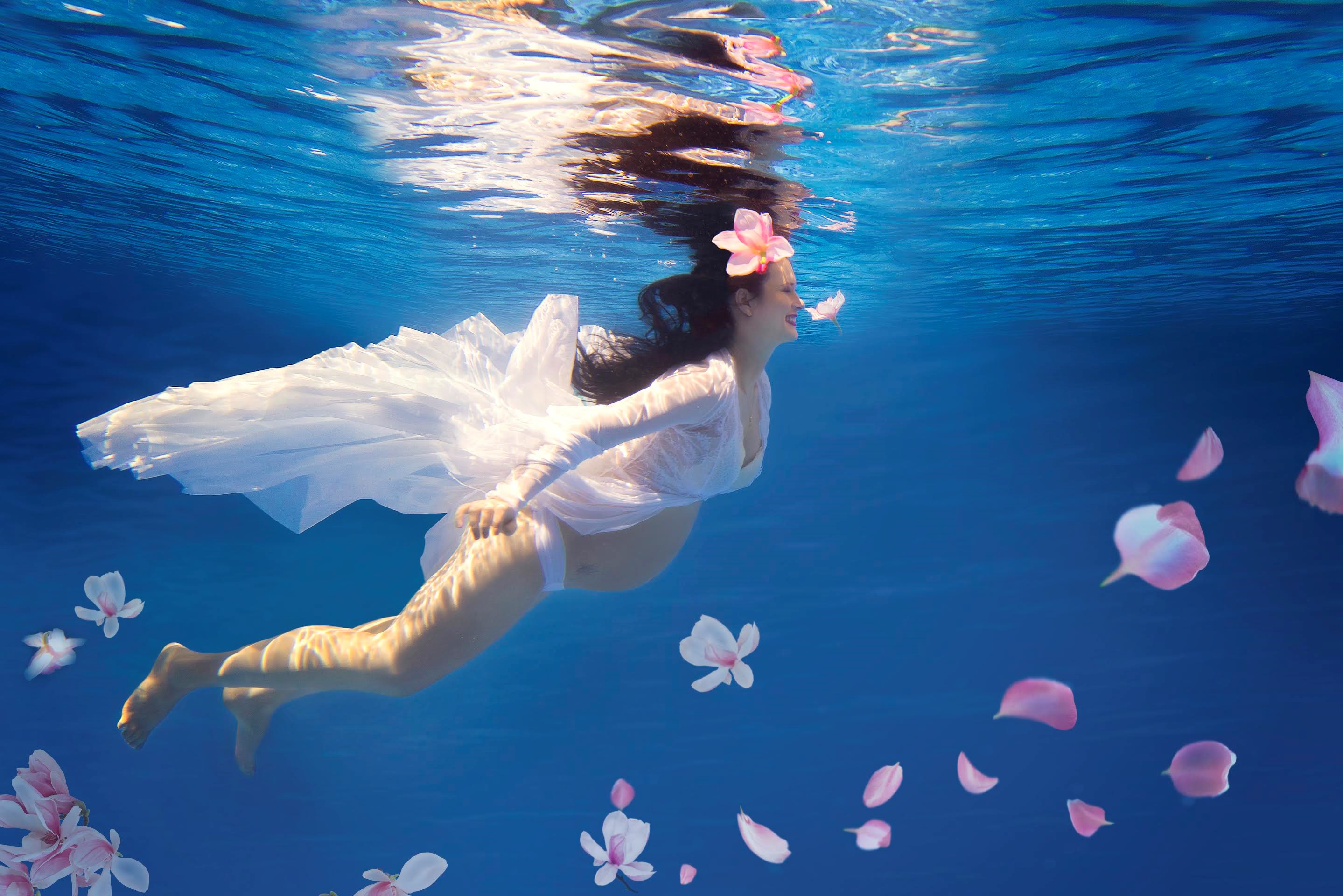 ensaio gestante na água Julia Doorman