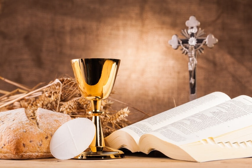 Os 7 sacramentos católicos: significados e a importância da comemoração.