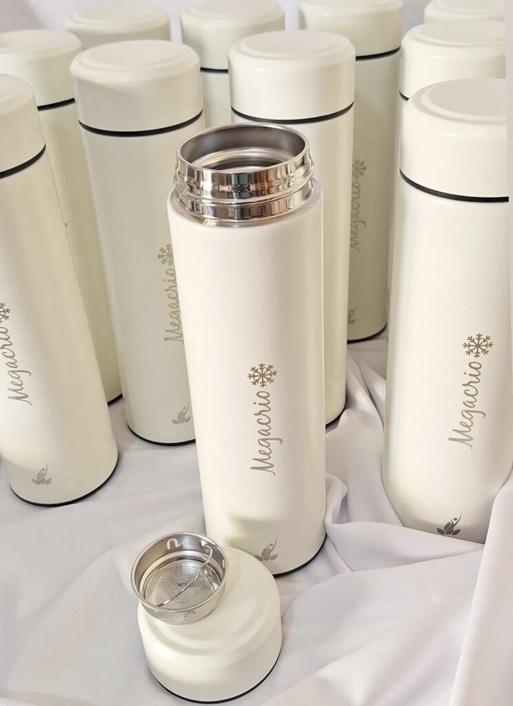 brindes personalizados garrafas térmicas com infusor para cha